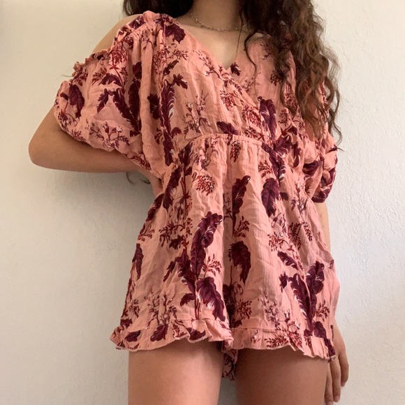 Topshop Other - topshop cold shoulder romper/cover-up
